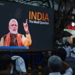 Los funcionarios fiscales allanan las oficinas de la BBC India después de un documental crítico