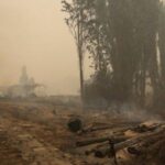 Más de 300 incendios continúan activos en Chile, con 425.000 hectáreas quemadas