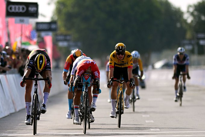 Merlier gana la apertura del Tour de los EAU en la foto final
