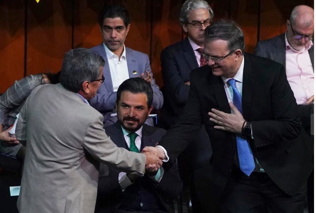 México actúa como garante de la Mesa de Diálogos de Paz entre el gobierno de Colombia y el ELN