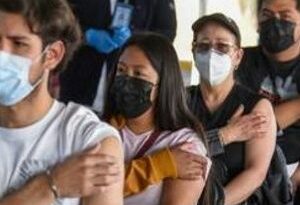 México registra descenso de casos en sexta ola de COVID-19