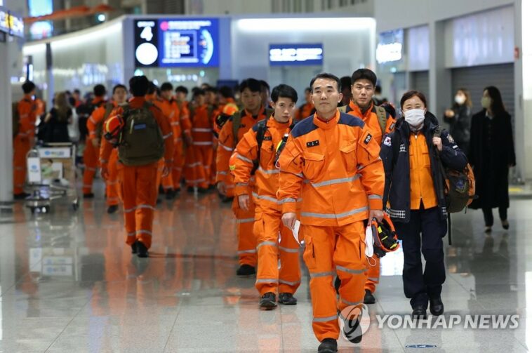 New S. Korean relief team to depart for Turkey with more aid materials