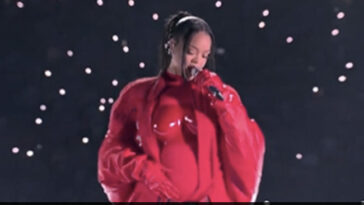 Rihanna, Pregnant Again, Shows Off Baby Bump At Super Bowl Halftime Show