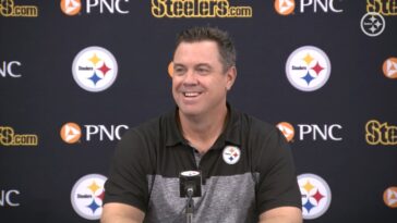 'Se puede ver la huella' de Andy Weidl en los Eagles rumbo al Super Bowl, dice gerente general de los Jets - Steelers Depot