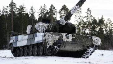 Tropas ucranianas comienzan entrenamiento en tanques Leopard alemanes en Europa