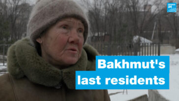 Un día en Bajmut mientras los últimos residentes de la ciudad ucraniana se enfrentan al avance ruso