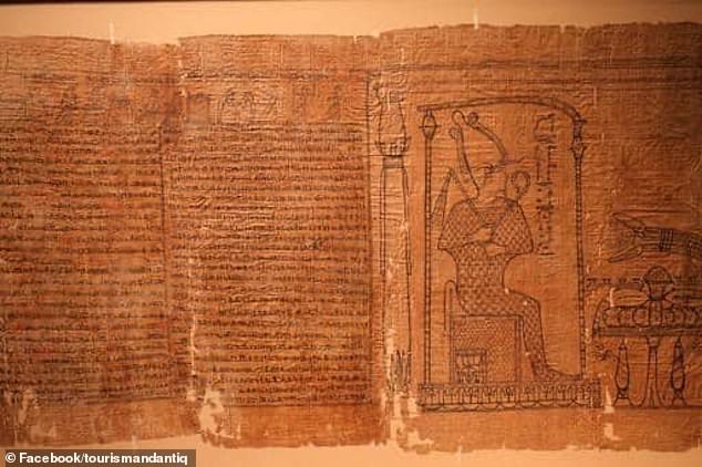 Los arqueólogos han compartido las primeras imágenes de un Libro de los Muertos encontrado por primera vez en marzo de 2022. Muestra imágenes del dios del inframundo, Osiris.
