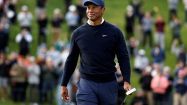 Woods impresiona en su primera apertura en el PGA Tour en siete meses