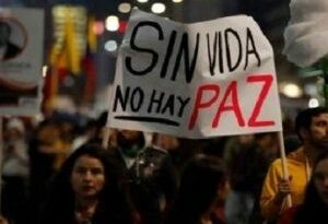 Colombia denuncia asesinato de firmante y líder social