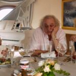Crítica de la película Triangle Of Sadness: la comedia absurda de Ruben Östlund da en el blanco con su comentario sobre el dinero y el poder