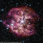 Esta imagen asombrosamente detallada captura la rara vista de los días moribundos de una estrella enorme, antes de que explote en una supernova y colapse en un agujero negro.