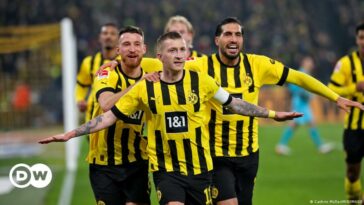 El héroe local Reus impulsa la carrera por el título del Dortmund