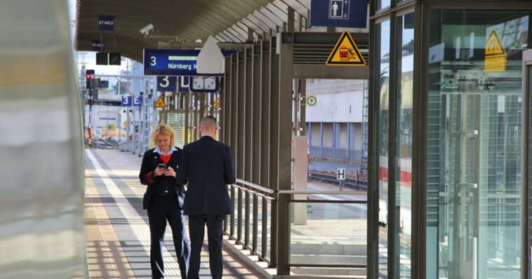 El personal de Deutsche Bahn comenzará a usar cámaras corporales después del aumento de los ataques
