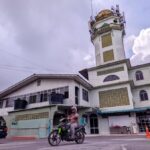 En el estado de Terengganu de Malasia, los políticos tienen prohibido dar charlas religiosas en mezquitas y salas de oración.
