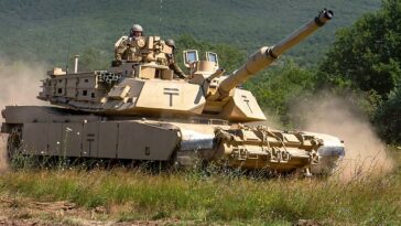 Estados Unidos quiere llevar tanques Abrams a Ucrania MÁS RÁPIDO mientras Putin se reúne con Xi en Moscú