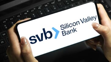 Estamos buscando acciones para comprar para el Club ahora que los reguladores salvaron a los depositantes de SVB