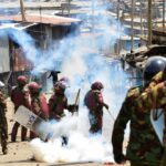 Foto: La policía de Kenia dispara gases lacrimógenos a los manifestantes antigubernamentales