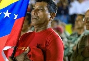 Fuerzas Armadas venezolanas rinden homenaje al Comandante Chávez