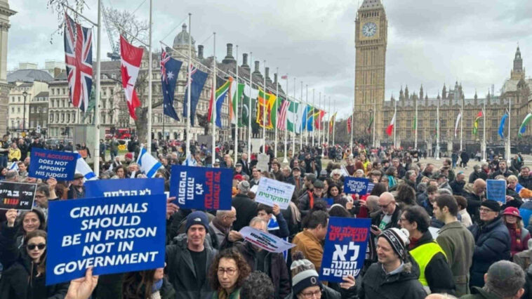 Israelíes y judíos británicos celebran manifestación en Londres contra reforma judicial