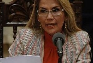 Justicia boliviana autoriza procesamiento ordinario de Jeanine Áñez