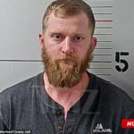 El hijo de Todd Chrisley, Kyle, de 31 años, fue arrestado y fichado por cargos de agresión agravada y puesto en libertad después de pagar una fianza de $ 3,000.