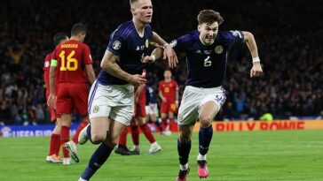 Scott McTominay hizo historia en Escocia al marcar dos goles en la victoria por 2-0 sobre España el martes.