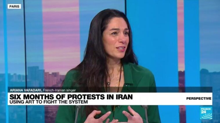 La cantante Ariana Vafadari sobre el apoyo a las protestas en Irán a través de la música y la danza