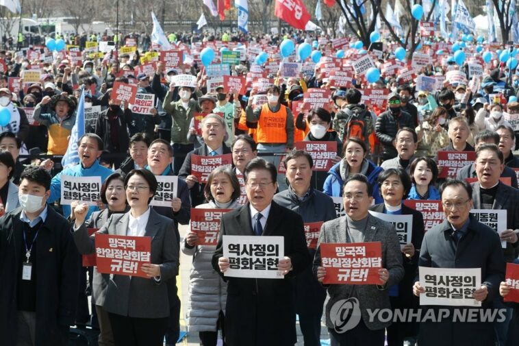 Political divide intensifies in S. Korea over Yoon-Kishida summit