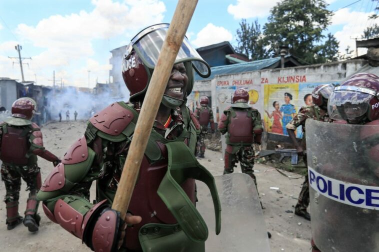 La policía dispara gases lacrimógenos mientras estallan nuevas protestas en Kenia a pesar de la prohibición |  The Guardian Nigeria Noticias