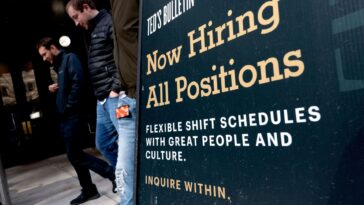 Las solicitudes de desempleo suben a 198,000, más de lo esperado