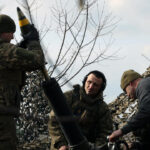 Las tropas ucranianas en Bakhmut 'no se retiran hasta ahora'