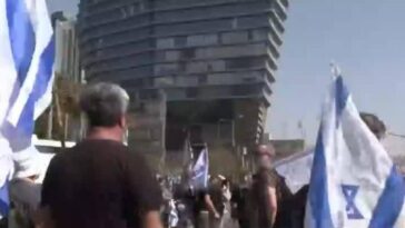 Los israelíes intensifican las protestas por la reforma legal del gobierno