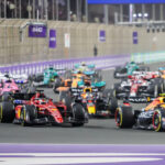 MIRA: Revive el épico GP de Arabia Saudita del año pasado mientras Verstappen y Leclerc pelean por la victoria
