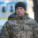 Mantener la defensa en Bakhmut es una necesidad militar – Comandante de las Fuerzas Terrestres Syrskyi