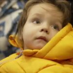 Niños ucranianos retenidos por Rusia reunidos con sus padres