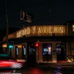 El amado pub de Sydney, Oxford Tavern, anunció que cerrará sus puertas para siempre este fin de semana después de que sus propietarios decidieran no renovar el contrato de arrendamiento en otro golpe a la vida nocturna de la ciudad (en la foto: Oxford Tavern)