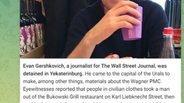 Evan Gershkovich, de 31 años, estuvo recluido en Ekaterimburgo, en los Urales, donde estaba en una asignación para The Wall Street Journal.
