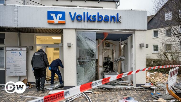 Policía alemana captura a 42 sospechosos por explosiones de cajeros automáticos