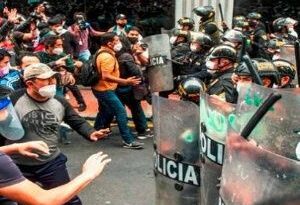 Policía peruana se someterá a reforma por presuntos casos de corrupción