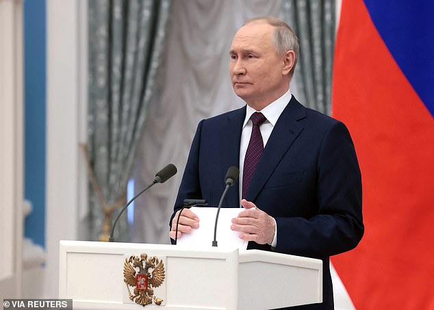 Putin 'está empeñado en subyugar a toda Europa del Este detrás de una nueva Cortina de Hierro'