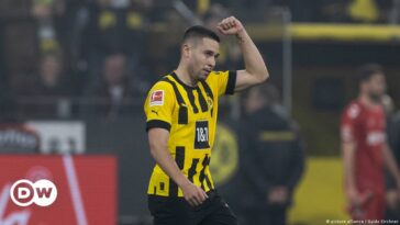 Raphael Guerreiro aboga por la extensión del Borussia Dortmund