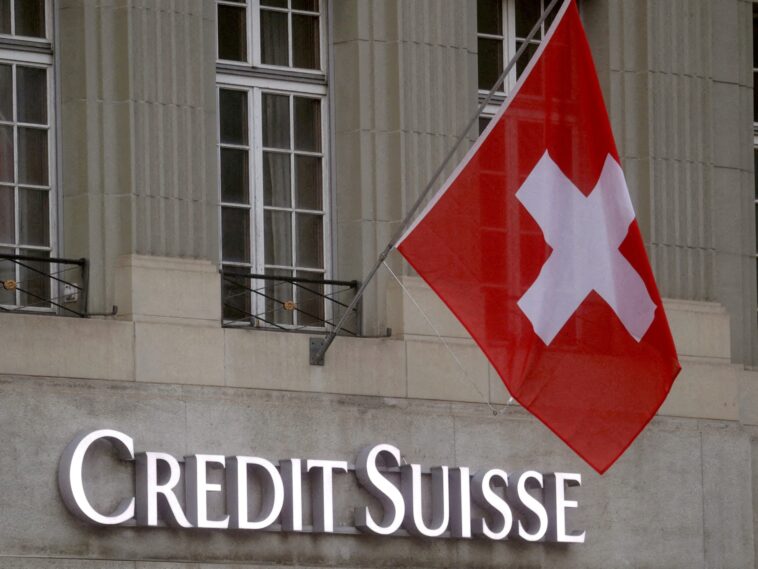 UBS comprará Credit Suisse por 3.240 millones de dólares en un acuerdo negociado por el gobierno