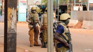 Al menos 33 soldados mueren en ataque contra puesto militar en Burkina Faso