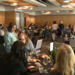 Cena para madres y cuidadores de niños con autismo celebrada en Kelowna