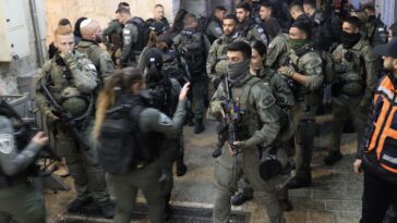 Colono judío armado hiere a niño palestino en Jerusalén Este ocupada