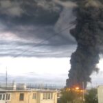 Diez tanques con productos derivados del petróleo para la flota enemiga destruidos en Sebastopol