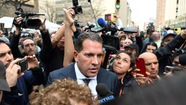 El abogado de Trump, Tacopina, dice: "Siento que no vamos a llegar a un jurado" en el caso de Nueva York