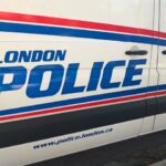 El hombre sufre lesiones potencialmente mortales después de un atropello y fuga en el centro de London, Ontario.