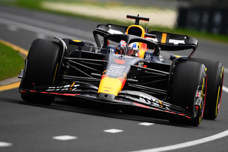 MELBOURNE, AUSTRALIA - APRIL 01: Max Verstappen of the Netherlands driving the (1) Oracle Red Bull