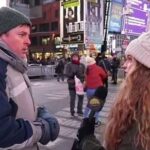 Kaitlin Bennett estaba entrevistando a personas para su sitio de derecha Liberty Hangout cuando habló con la australiana en un clip que se volvió viral nuevamente esta semana.